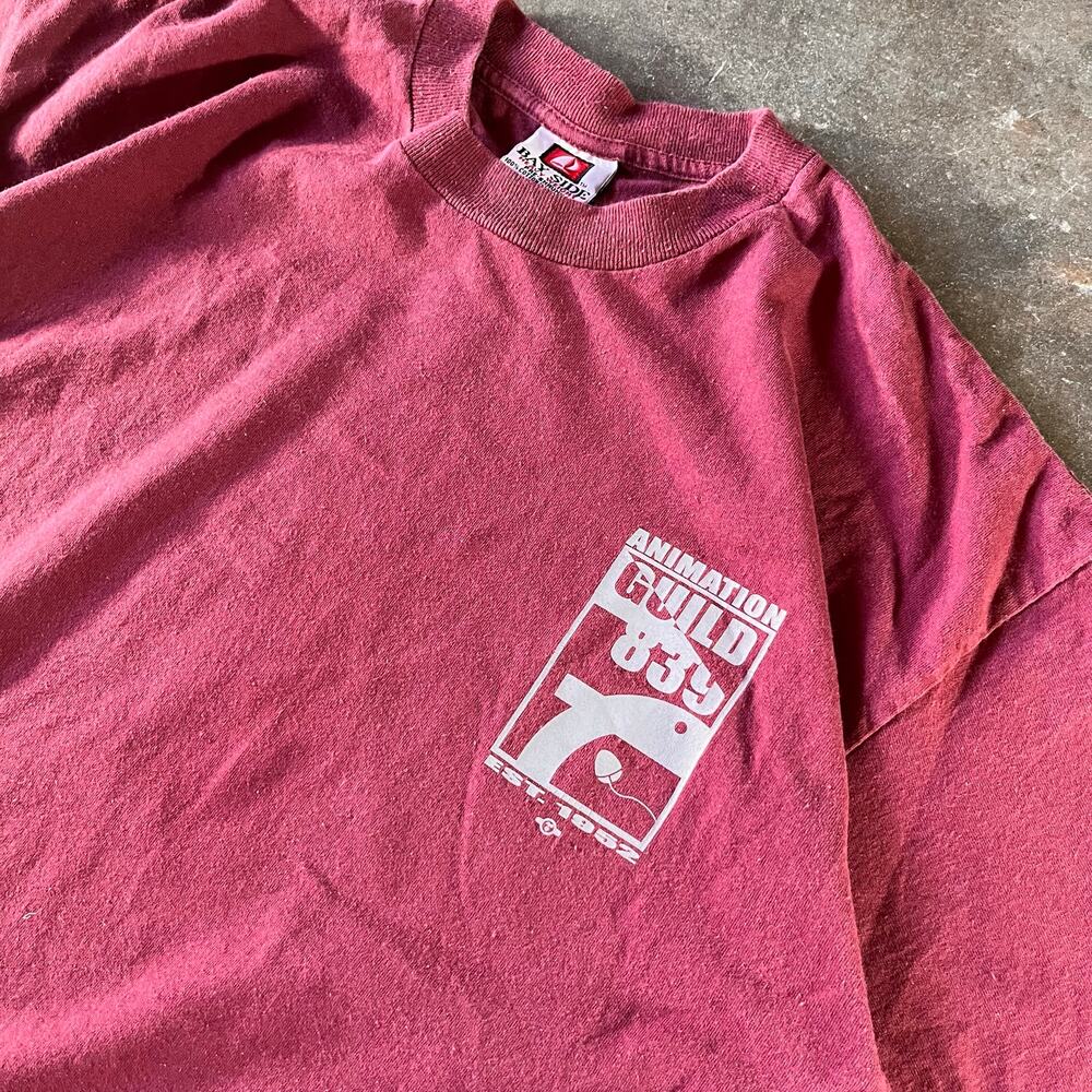 Animation guild 839 bayside comfy dark red graphic t-shirt men’s XL